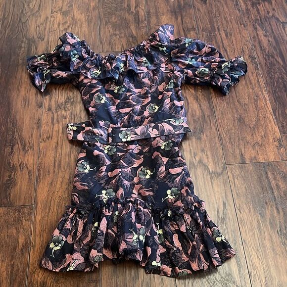 Ted Baker off-the-shoulder mini dress flower print all over with belt size 2 - Picture 2 of 7